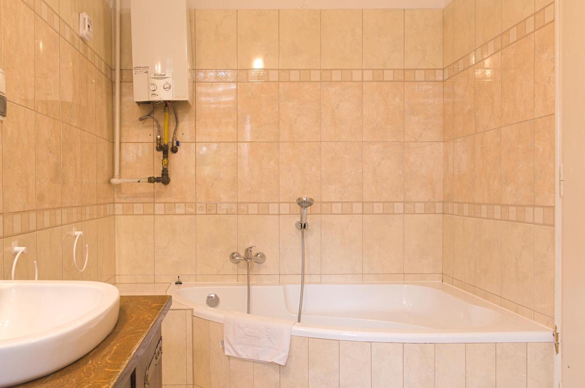 קרקוב Unique Apartments Krasinskiego Street מראה חיצוני תמונה