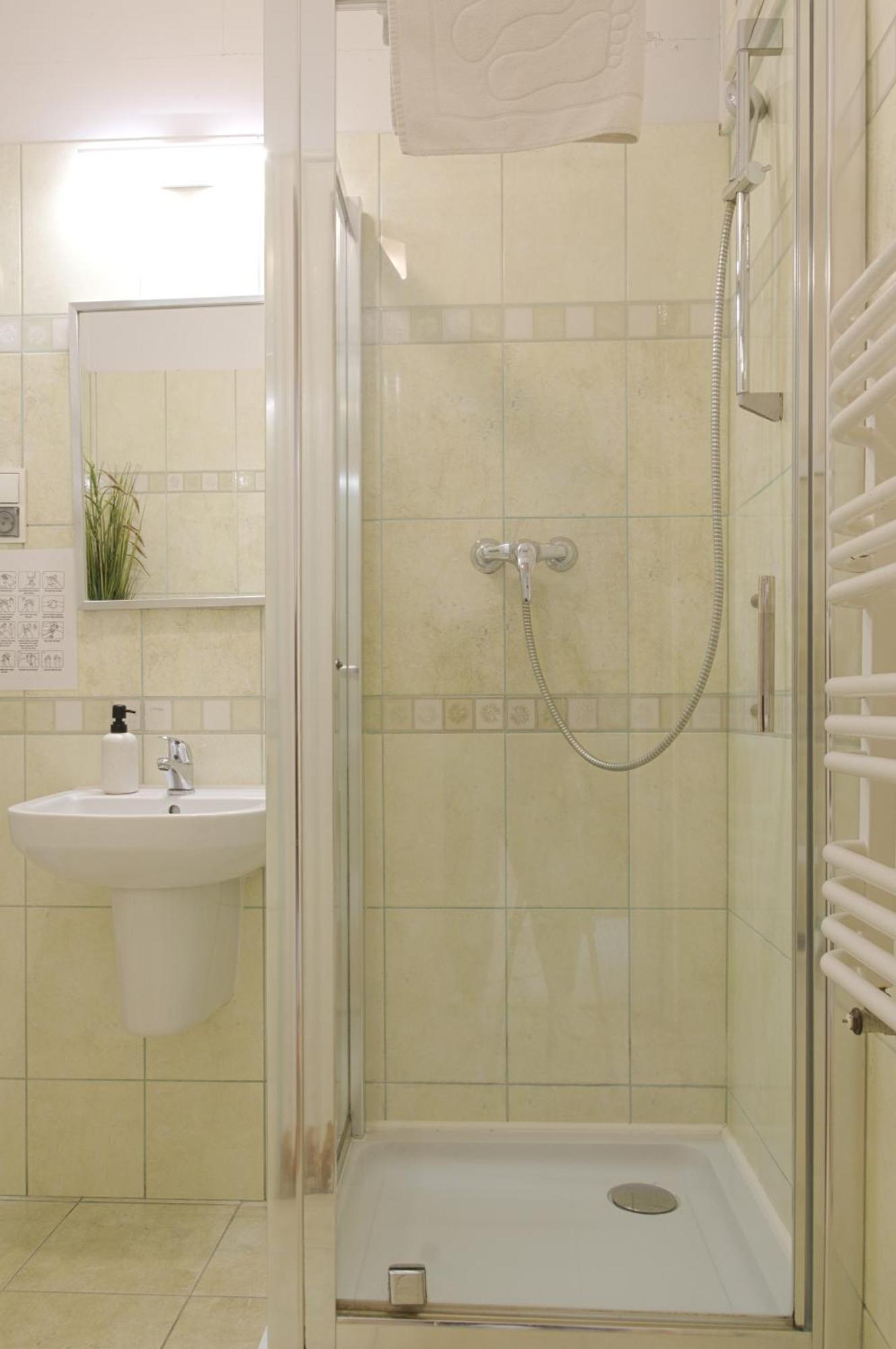 קרקוב Unique Apartments Krasinskiego Street מראה חיצוני תמונה